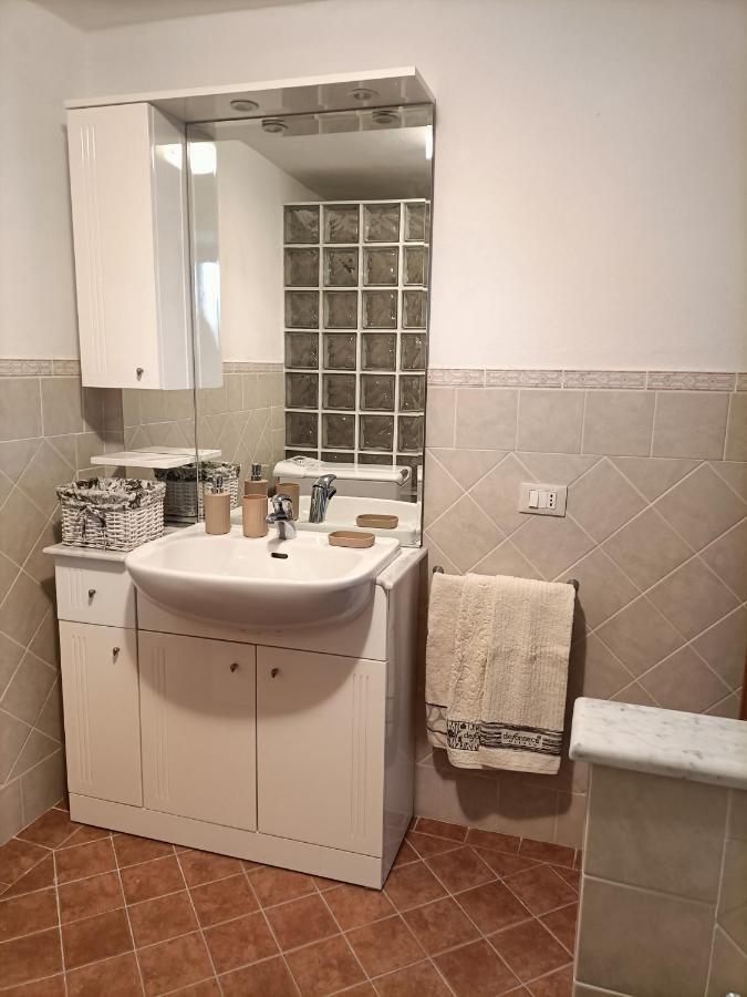 Apartamento Locazione Turistica La Gesualda Castelnuovo Magra Exterior foto